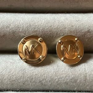 🌸Michael Kors Gold Logo Stud Earrings